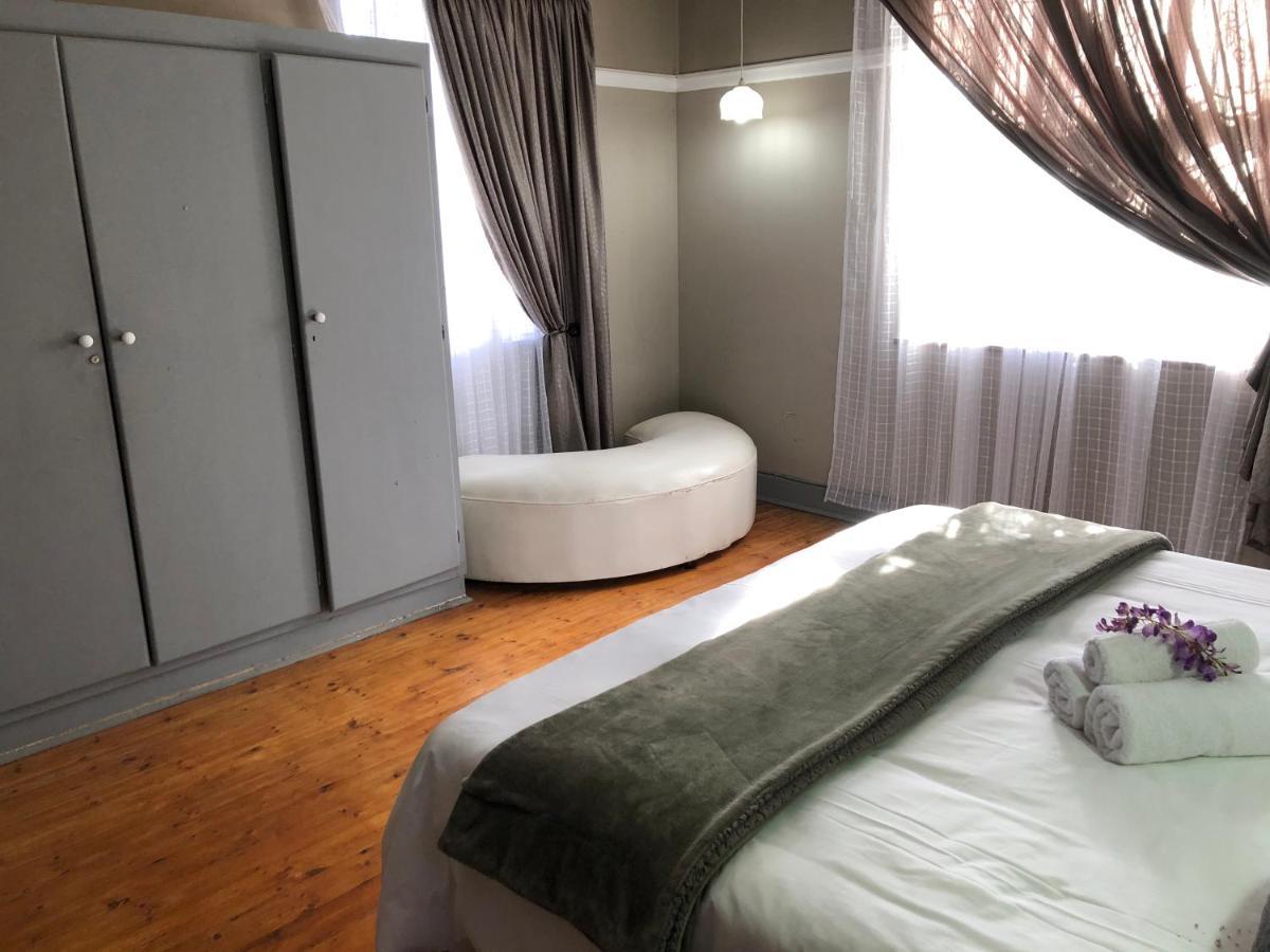 The Lavender Guesthouse Kroonstad Bagian luar foto
